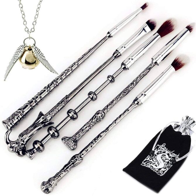 Harry Potter Makeup Brushes with Golden Snitch Necklace