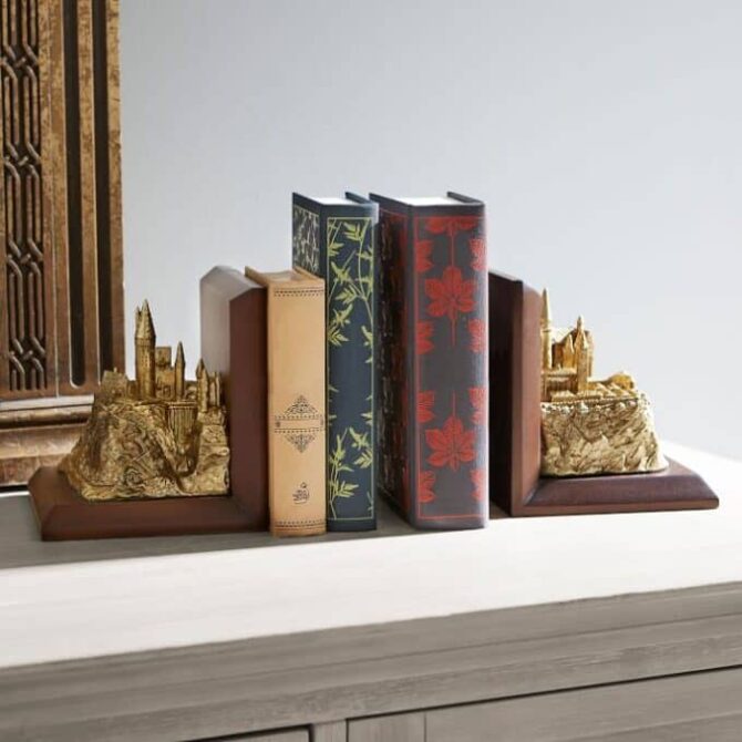 Harry Potter Sculpted Hogwarts Bookends