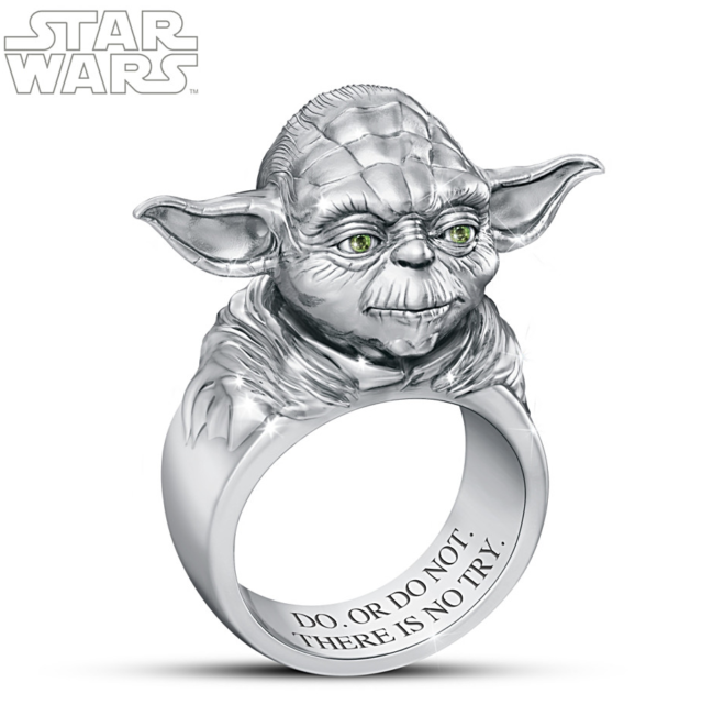 Star Wars Sculpted Yoda Ring With Green Crystal Eyes