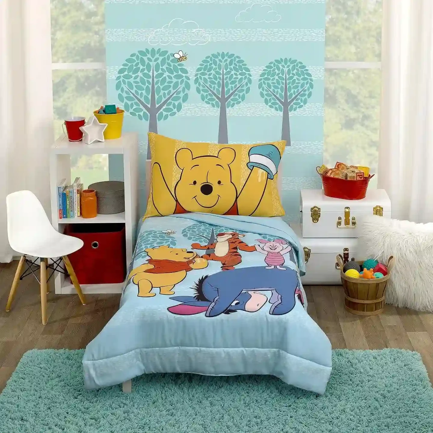 Disney Winnie The Pooh Funny Friends Toddler Bed Set 